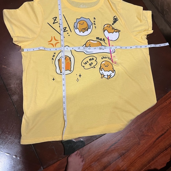 Gudetama Short Sleeve woman Sanrio shirts Yellow medium, large, X-Large and XXL. - Picture 6 of 6